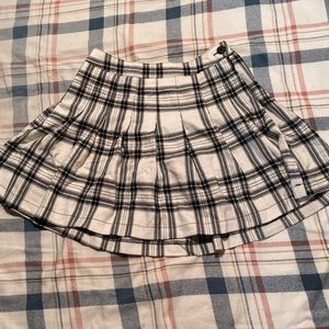 plaid mini skirt !!